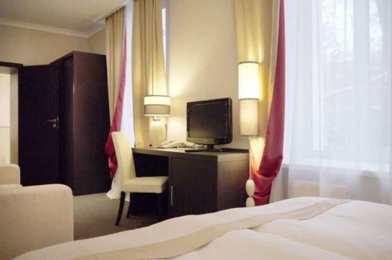 Optima Collection Kharkiv Hotel Chambre photo
