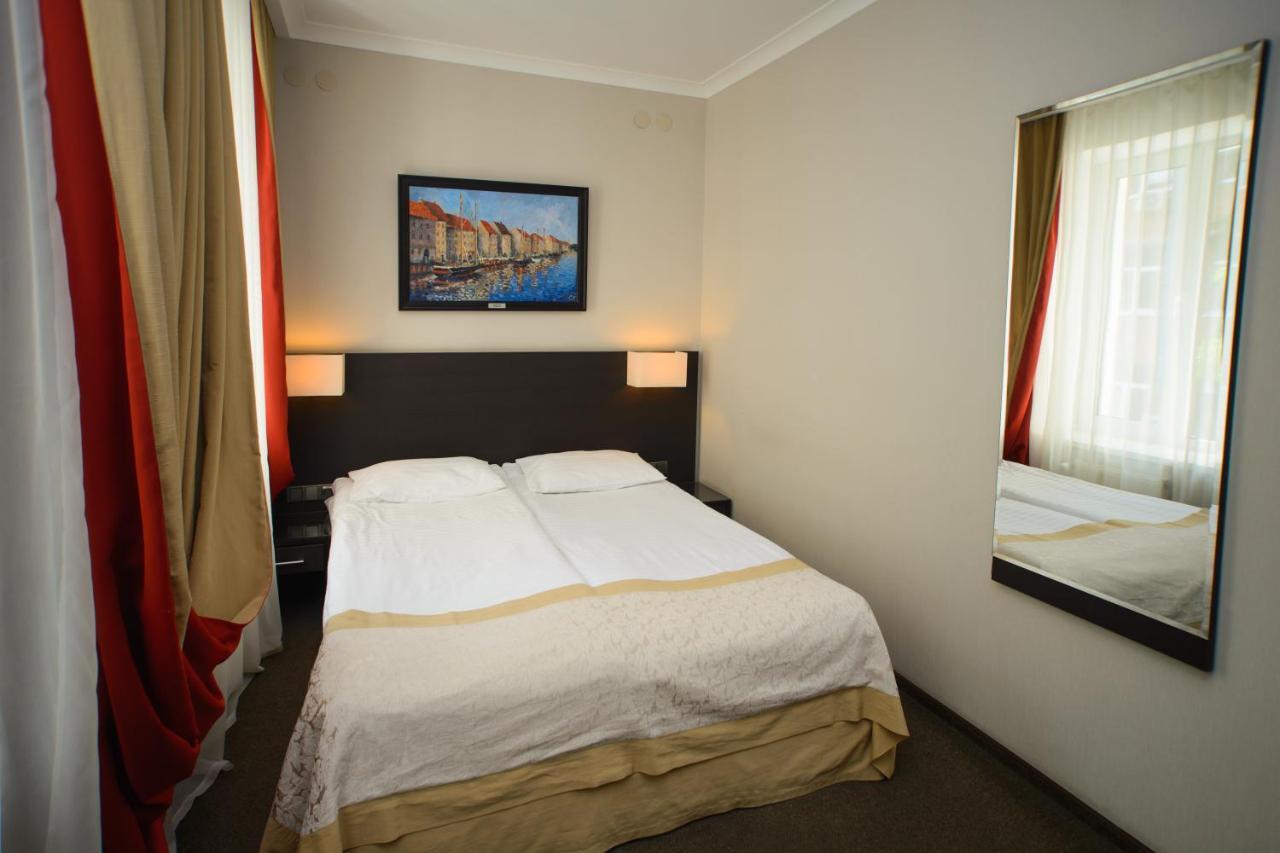 Optima Collection Kharkiv Hotel Extérieur photo